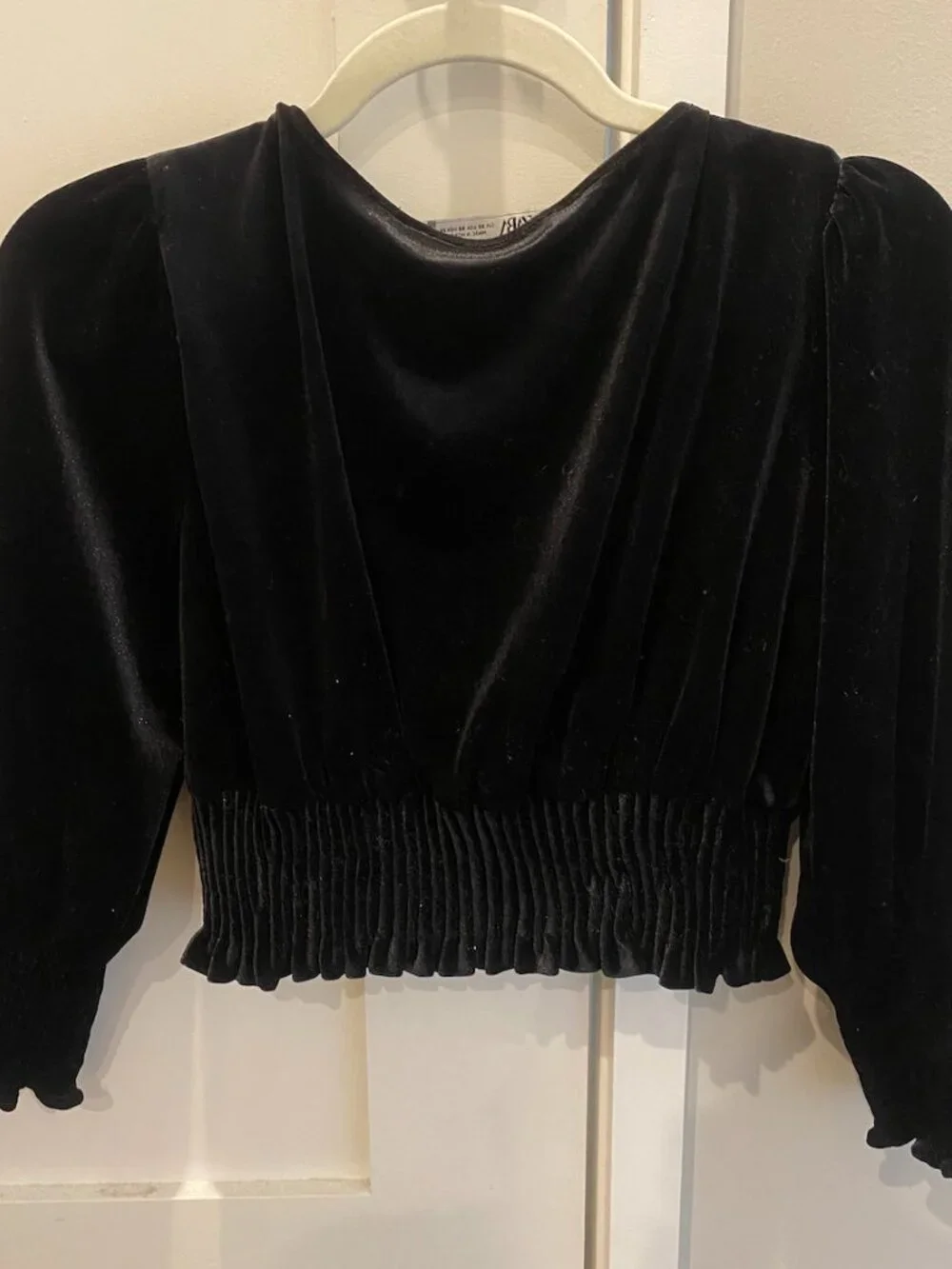 ZARA Velvet black cropped top - Picture 3 of 3